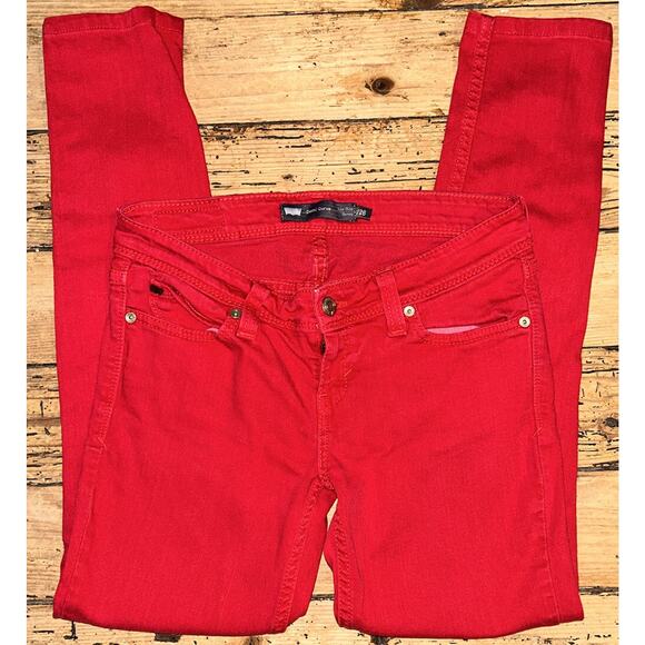 Levi Women’s Size 3/26 Demi Curve Red Low Rise Skinny Denim Jeans - Picture 1 of 6